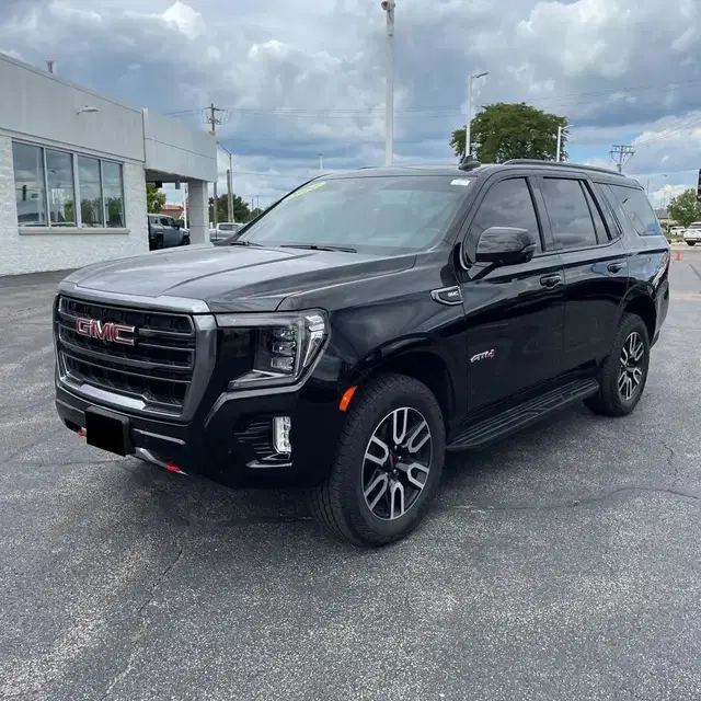 2024 GMC Yukon AT4