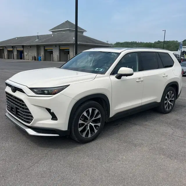 2024 Toyota Grand Highlander Hybrid MAX Limited