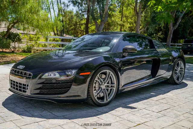 2010 Audi R8 5.2 Quattro MT6