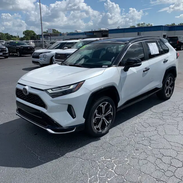 2025 Toyota RAV4 Plug-in Hybrid XSE