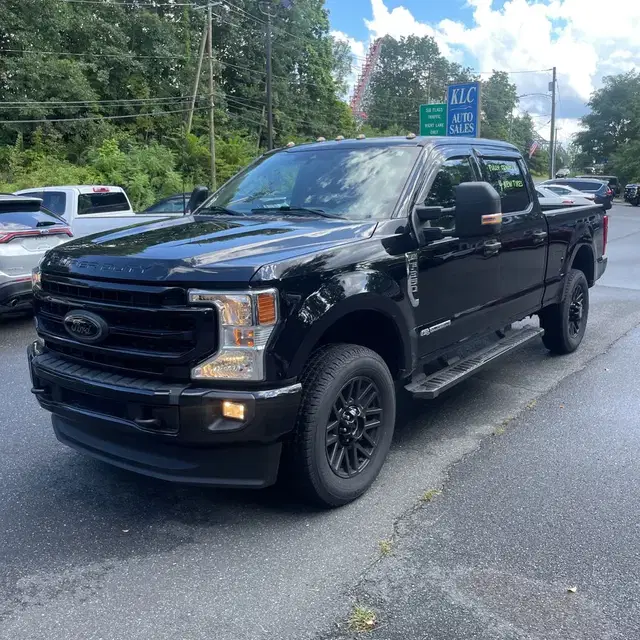 2022 Ford F-350 Super Duty XLT