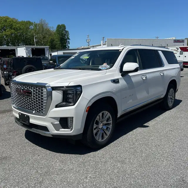 2022 GMC Yukon XL Denali