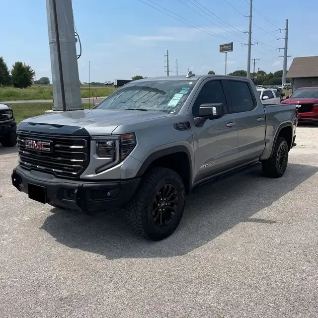 2023 GMC Sierra 1500 AT4X