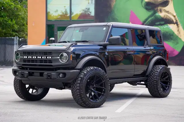 2023 Ford Bronco Black Diamond