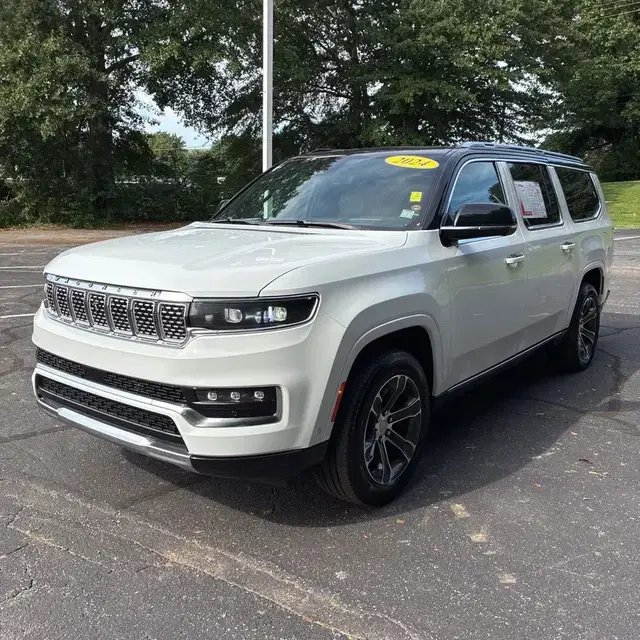 2024 Jeep Grand Wagoneer L Base