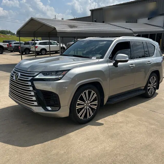 2023 Lexus LX 600 Luxury