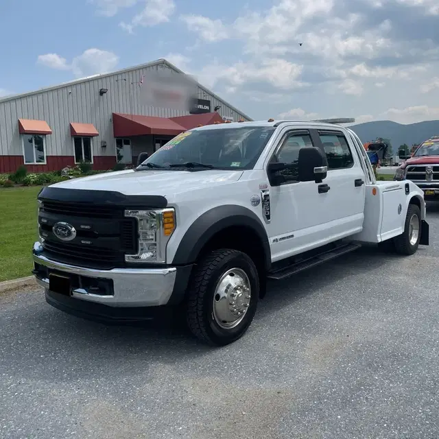 2017 Ford Commercial Conv Crew Cab 4X4 (CA60-84)