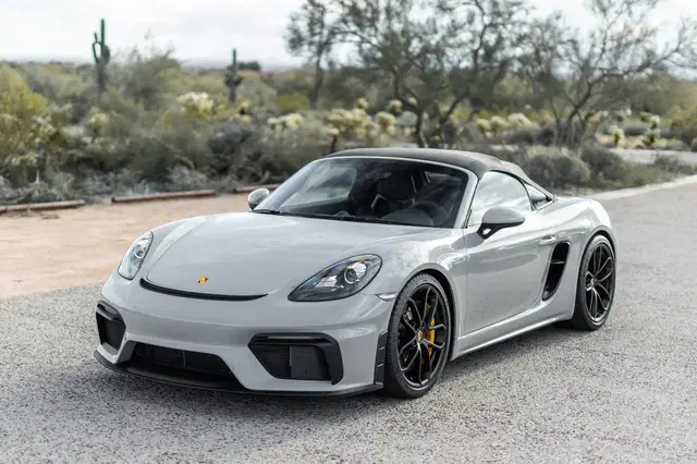 2020 Porsche 718 Spyder 6-Speed