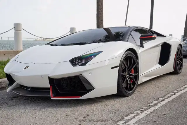2014 Lamborghini Aventador Coupe