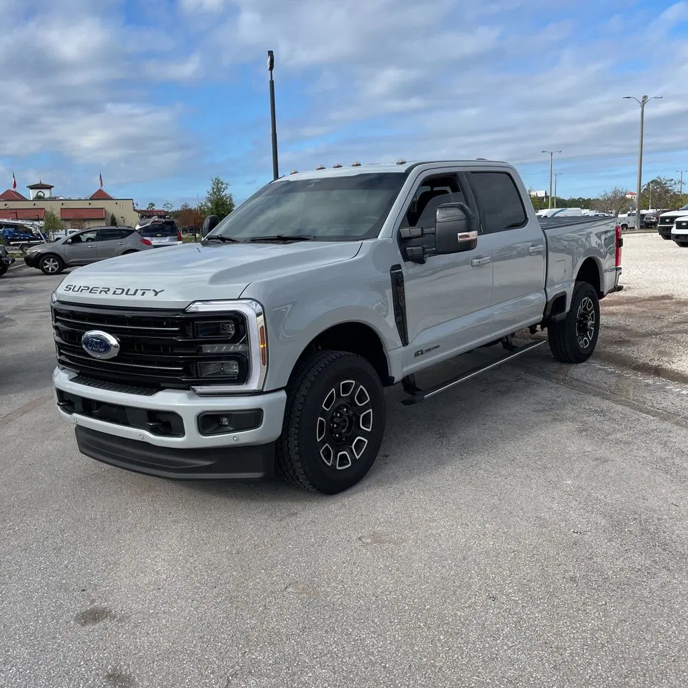 2025 Ford F-350 Super Duty Platinum