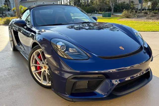 2,200-Mile 2022 Porsche 718 Spyder 6-Speed