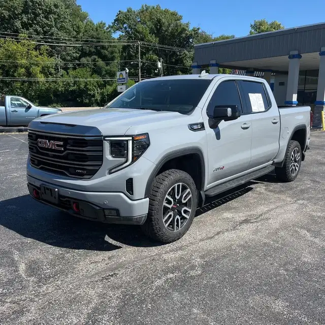 2024 GMC Sierra 1500 AT4