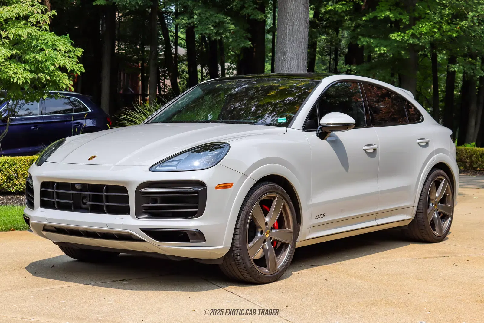 2022 Porsche Cayenne GTS Coupe