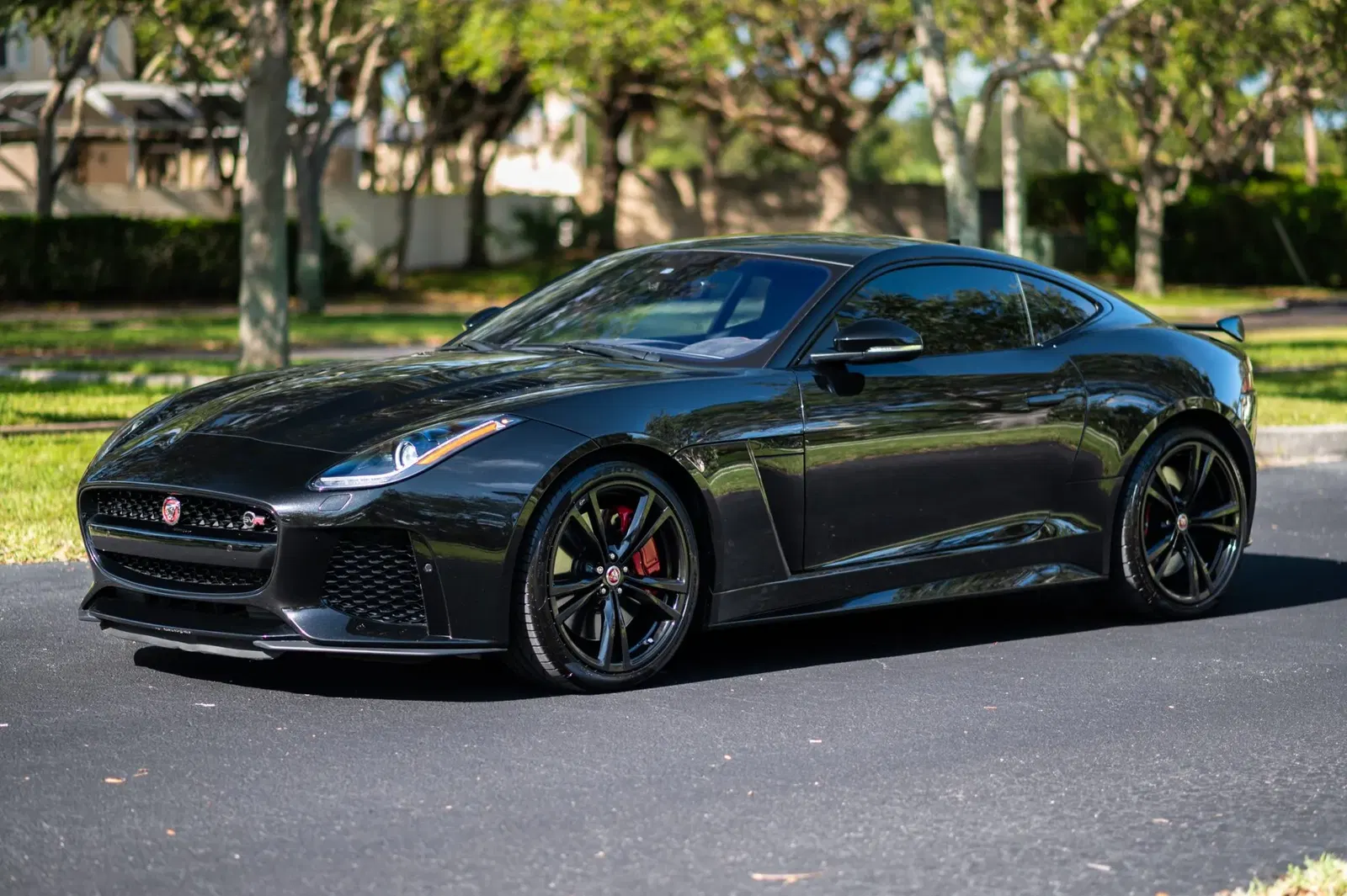 2017 Jaguar F-Type SVR Coupe